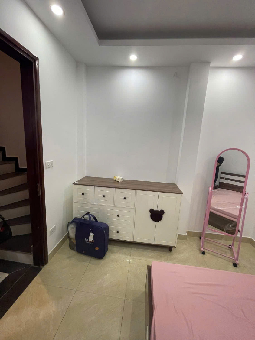 Cho thuê nhà ngõ 276 Đại Từ, 5 tầng x 35m2, 4 ngủ, 10 Triệu VP, KD online, ở gđ, nhóm 4 người - Ảnh 3